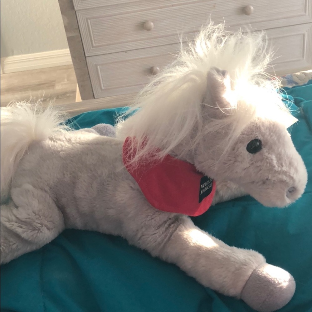 Wells Fargo pony